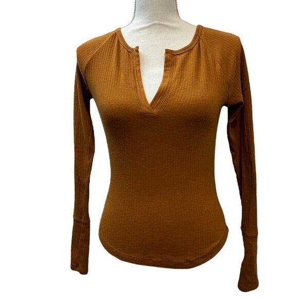 Intimately Free People Rib Knit Long Sleeve Crop Top Size Small - Picture 2 of 12